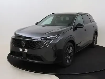 Neu Peugeot 5008 Allure 136 PS (100 kW) 2026 Andere SUV