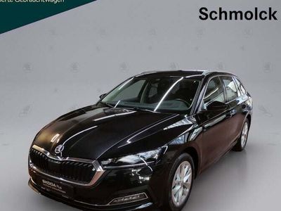 Blackmagic perleffekt met. Gebraucht 2022 Skoda Octavia Style Kombi | 25.890 € (Fairer Preis)