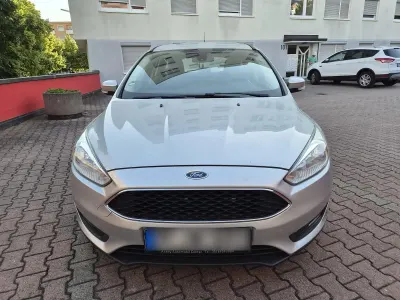 Gebraucht Ford Focus 150 PS (110 kW) 2015 Silber Kombi