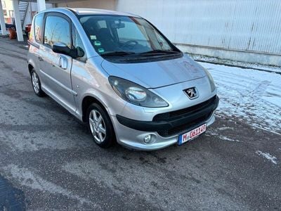 Peugeot 1007