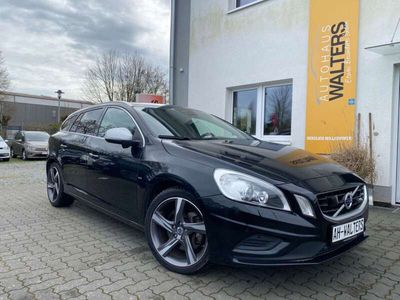 gebraucht Volvo V60 Kombi R-Design AWD Autom. - Leder - Kamera