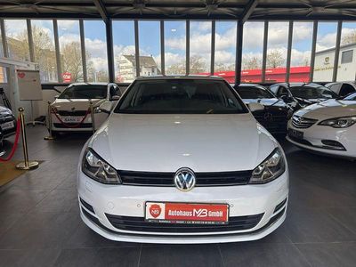 Gebraucht VW Golf VII Allstar 86 PS (63 kW) 2016 Weiß Kleinwagen
