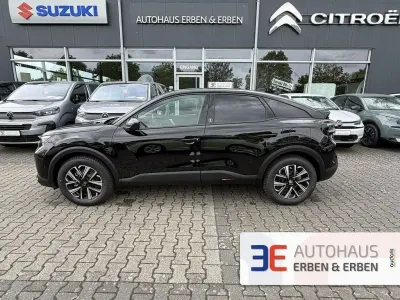 Nouă Citroën C4 136 CP (100 kW) 2026 Negru SUV
