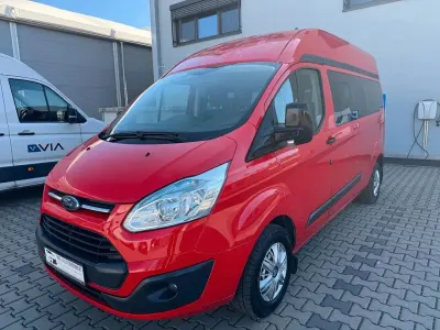Gebraucht Ford Transit Trend 125 PS (91 kW) 2016 Rot Kombi