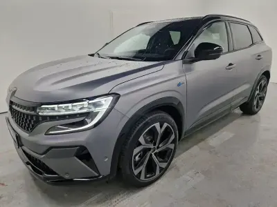 Usata Renault Austral Iconic Esprit Alpine 200 CV (147 kW) 2025 Grigio SUV