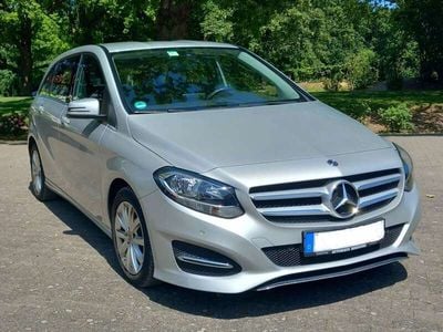Mercedes B180