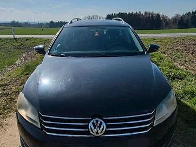 Gebraucht VW Passat Highline 140 PS (102 kW) 2010 Schwarz Kombi