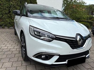 Begagnad Renault Grand Scénic IV Bose Edition 163 HK (119 kW) 2019 Vit Minibuss