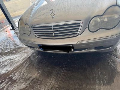 Gebraucht Mercedes 200 2002 Silber Kombi