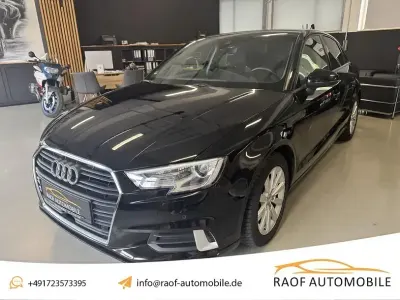 Gebraucht Audi A3 Sport 150 PS (110 kW) 2019 Schwarz Limousine