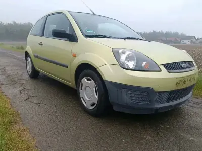 Gebraucht Ford Fiesta 69 PS (50 kW) 2007 Grün Kleinwagen