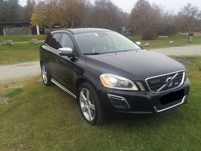 Gebraucht Volvo XC60 R-Design 205 PS (150 kW) 2010 Schwarz metallic SUV