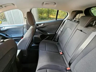 Gebraucht VW Golf VII 130 PS (95 kW) 2019 Schwarz Limousine