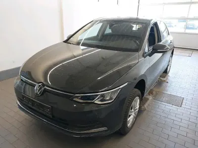 Gebraucht VW Golf VIII Move 110 PS (80 kW) 2024 Uranograu Limousine