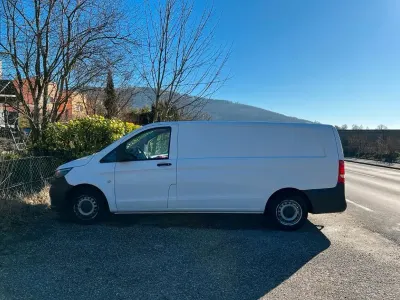 Gebraucht Mercedes Vito 120 PS (88 kW) 2017 Weiß Van