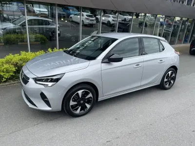 Brugt Opel Corsa-e Elegance 100 kW (136 HK) 2023 Sølv Hatchback