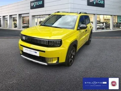 Gebraucht Fiat Grande Panda La Prima 83 kW (113 PS) 2025 Gelb Kleinwagen