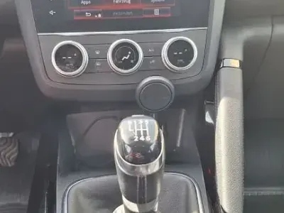 Gebraucht Renault Kadjar Business 140 PS (102 kW) 2021 Schwarz SUV