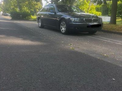 BMW 730