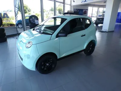 Neu Aixam Minauto 5 kW (8 PS) 2026 Grau metallic Kleinwagen