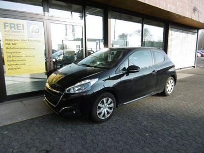 Schwarz Gebraucht 2016 Peugeot 208 Active Kleinwagen | 5.980 € (Fairer Preis)