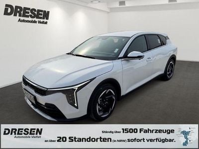 Nouă Kia K4 Spirit 150 CP (110 kW) 2026 Alb Berlinǎ