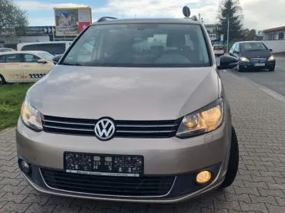 Occasion VW Touran Match 105 ch (77 kW) 2012 Beige Monospace