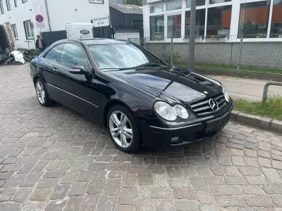 Gebraucht Mercedes CLK200 Avantgarde 184 PS (135 kW) 2007 Schwarz Coupé