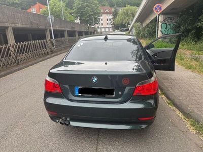 BMW 523