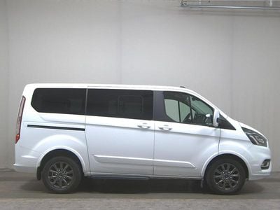 Gebraucht Ford Tourneo Custom Titanium 185 PS (136 kW) 2022 Weiss Van