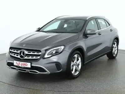 Usata Mercedes GLA200 Urban 156 CV (114 kW) 2018 Grigio SUV