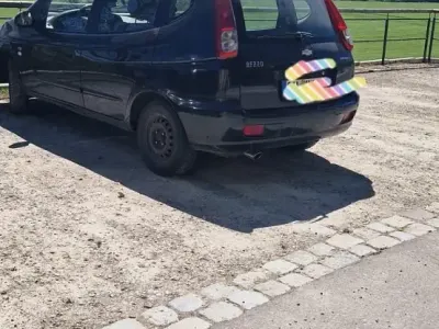 Gebraucht Chevrolet Tacuma 122 PS (89 kW) 2005 Schwarz Van / Kleinbus