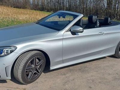 Gebraucht Mercedes C180 AMG line 156 PS (114 kW) 2021 Silber Cabrio