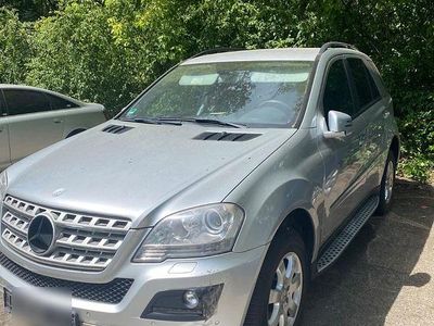 Mercedes ML320