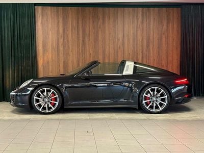 Tiefschwarz Gebraucht 2016 Porsche 911 Chrono Cabrio | 106.980 €