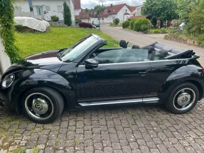 Gebraucht VW Beetle Cabriolet 105 PS (77 kW) 2015 Schwarz Cabrio