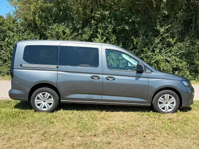 Gebraucht VW Caddy Maxi 116 PS (85 kW) 2025 Grau Van / Kleinbus