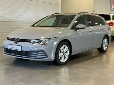 Gebraucht VW Golf VIII Life 150 PS (110 kW) 2021 Andere Kombi