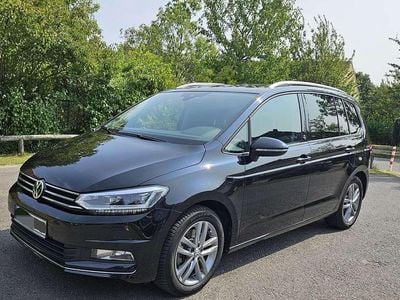 Gebraucht VW Touran Sound 150 PS (110 kW) 2017 Schwarz Van / Kleinbus