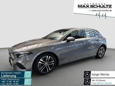 Gebraucht Mercedes A200 Progressive 177 PS (130 kW) 2023 Mountaingrau  (metallic) Limousine