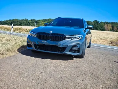 Gebraucht BMW 320 M Sport 190 PS (139 kW) 2020 Grau Kombi