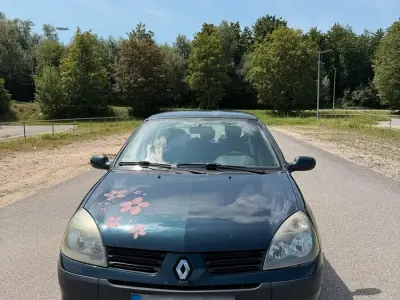 Gebraucht Renault Clio II 75 PS (55 kW) 2005 Andere farben Kleinwagen