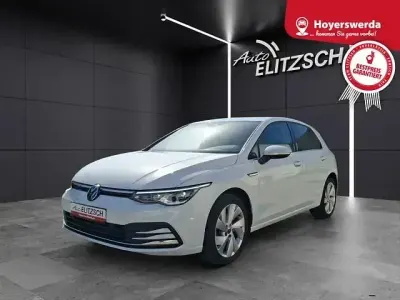 Gebraucht VW Golf VIII Style 131 PS (96 kW) 2022 Pure white Limousine