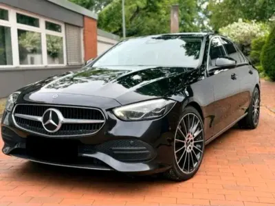 Gebraucht Mercedes C220 Sportline 200 PS (147 kW) 2022 Schwarz Limousine