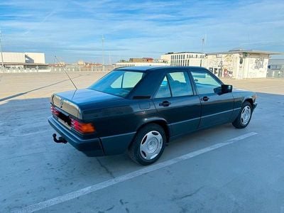 Gebraucht Mercedes 190 109 PS (80 kW) 1993 Schwarz Limousine