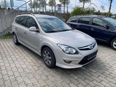 gebraucht Hyundai i30 SW 1.6 Sitzheizung