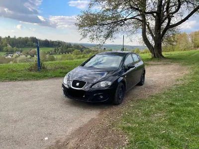 Używany Seat Leon FR 125 KM (91 kW) 2011 Czarny Hatchback