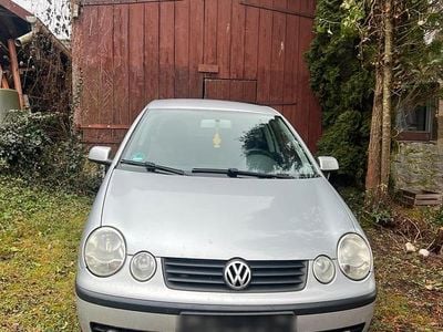 Silber Gebraucht 2002 VW Polo Kleinwagen | 500 € (Guter Preis)