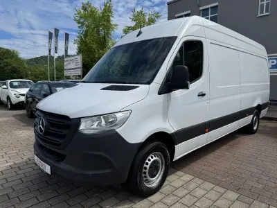 Gebraucht Mercedes Sprinter 150 PS (110 kW) 2023 Weiß Van