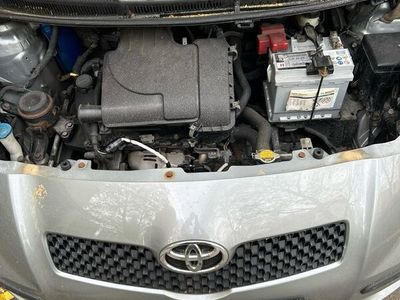 gebraucht Toyota Yaris 1.0 Benzin